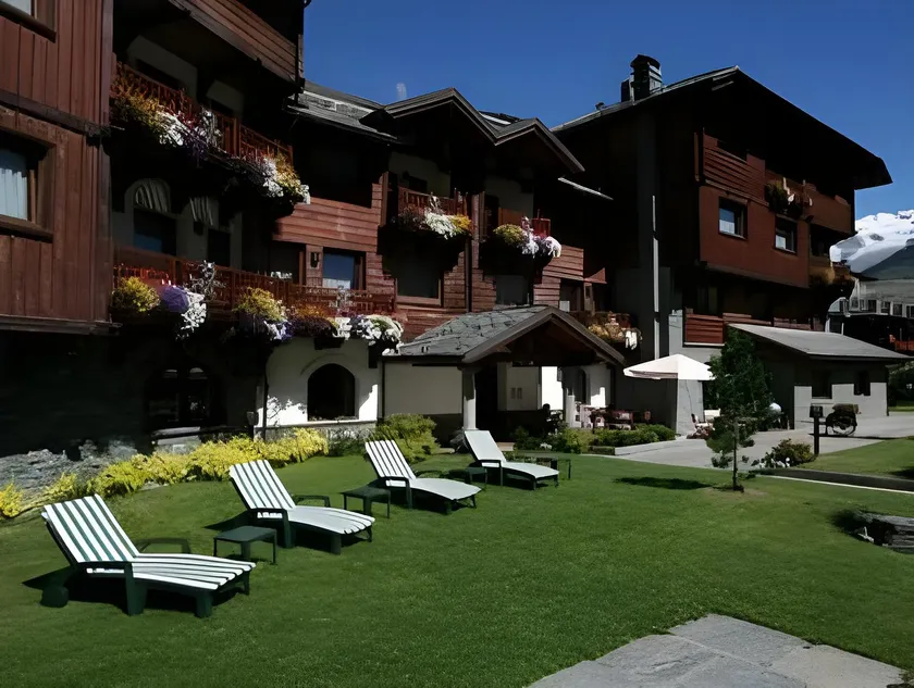 Hotel Relais Des Glaciers - Adults Only - Image 1
