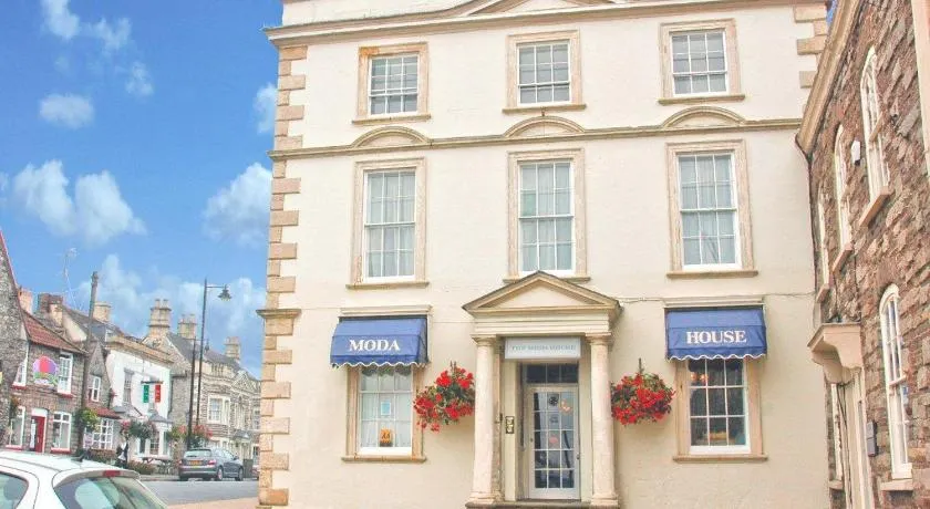 The Moda House - Image 1