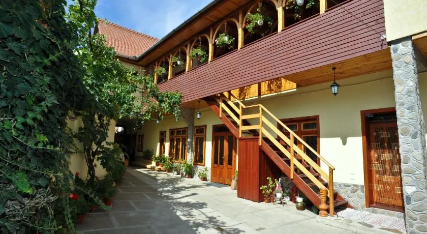 Pensiunea Muntean - Image 1