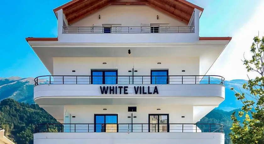 White Villa - Image 1
