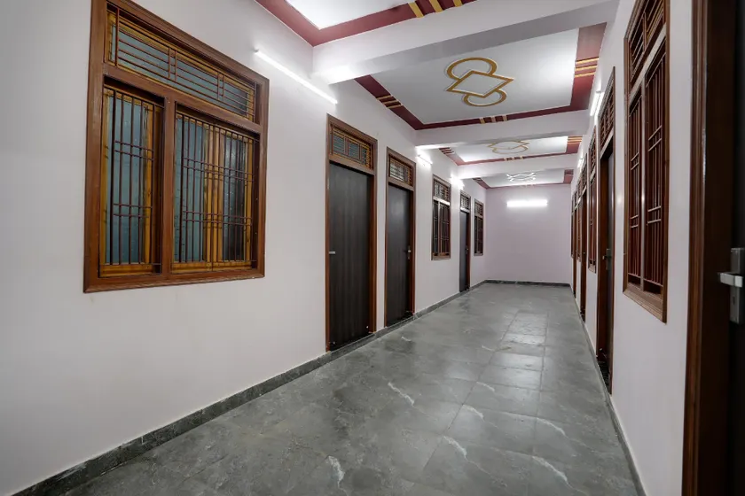 Hotel O Deep Rooms - Image 1