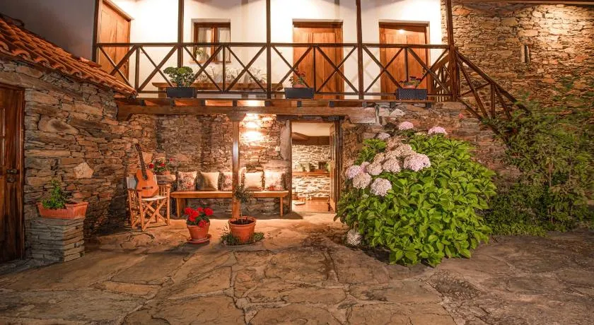 Villa Dos Cedros - Image 1
