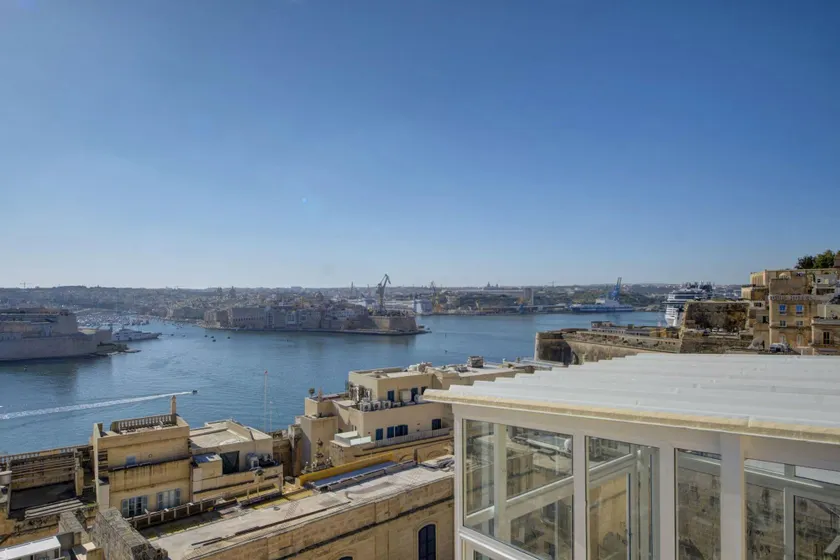 Tritoni Harbour suites - Valletta - Image 1