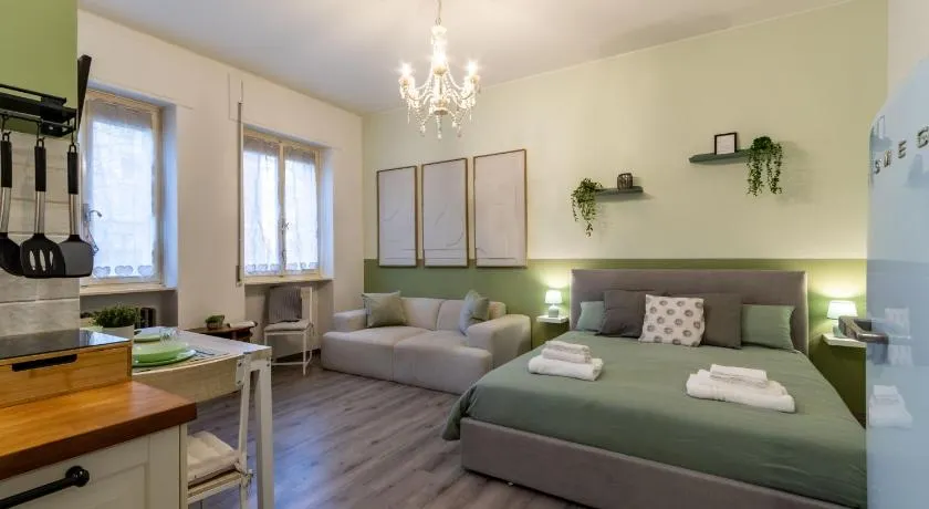 Varese centro - Feel Good Apartment - Free Wi-fi - Image 1