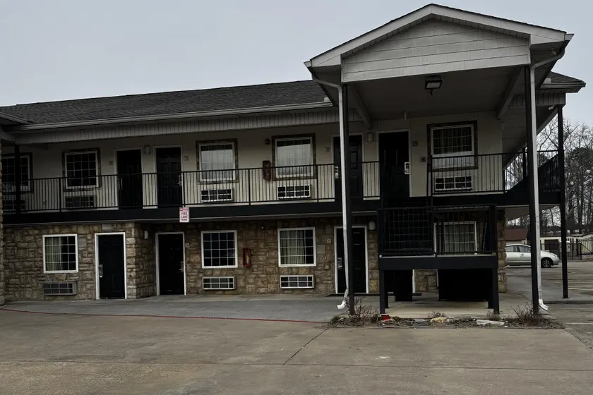 General Bragg Inn & Suites Chickamauga - Image 1