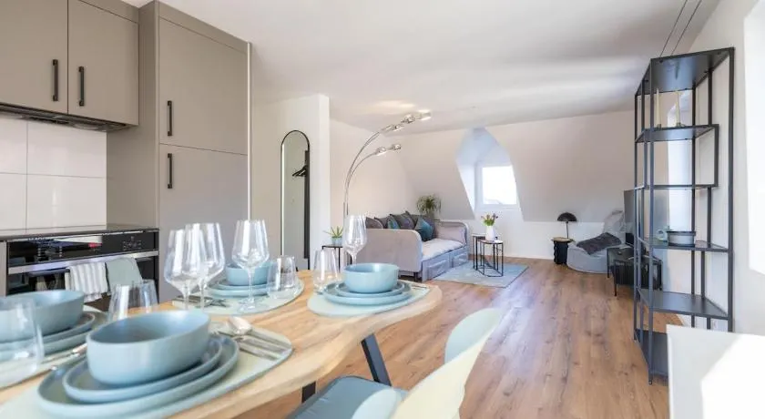 Sali Suite - Modern Attic Stay - Image 1