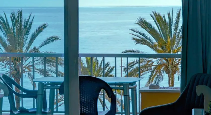 Comfortable studio in Marbella with sea views - Image 1