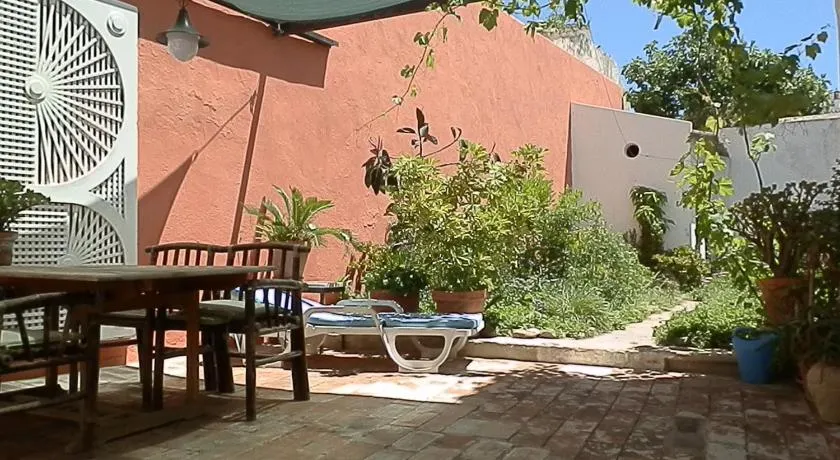 Tavira Townhome with private Garden - Image 1