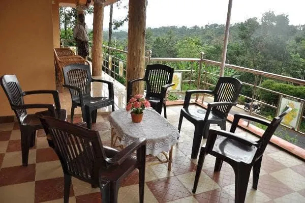 Bluemount Homestay - Image 1