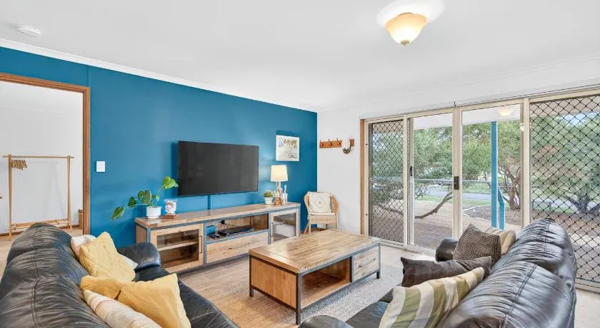 Beachwood - Fabulous Front-Row Goolwa Beach, Pet Friendly - Image 1