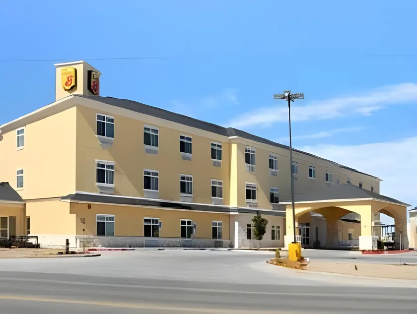 Sonesta Essential Hotels Odessa - Image 1