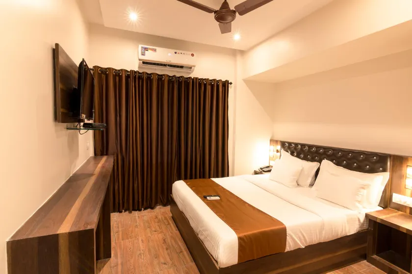 HOTEL FORTUNE ELITE - Image 1