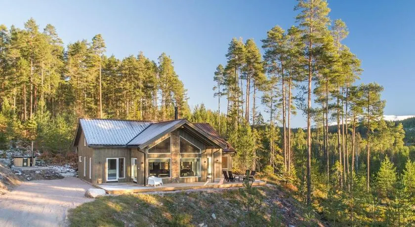 Jörd Hytte 8p With Sauna Hot Tub - Image 1