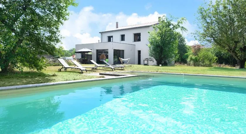 Villa à Castres, Maison 10 personnes avec piscine privée, jardin et 5 chambres - Image 1