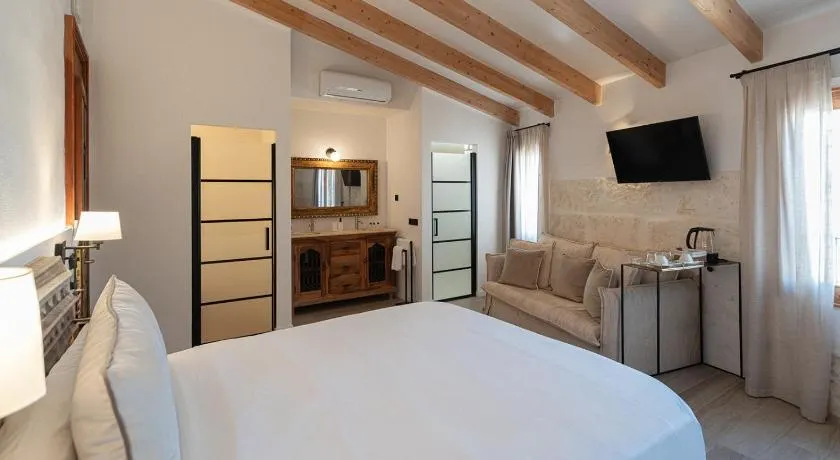 Sa Pobla Rooms Ex Flor de Mandarina - Image 1