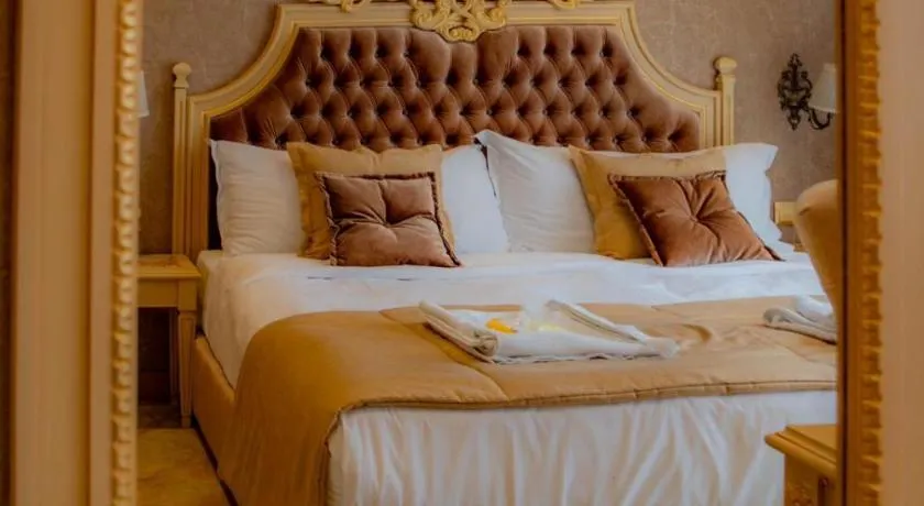 Luxury Apartment 'Rich' - Image 1