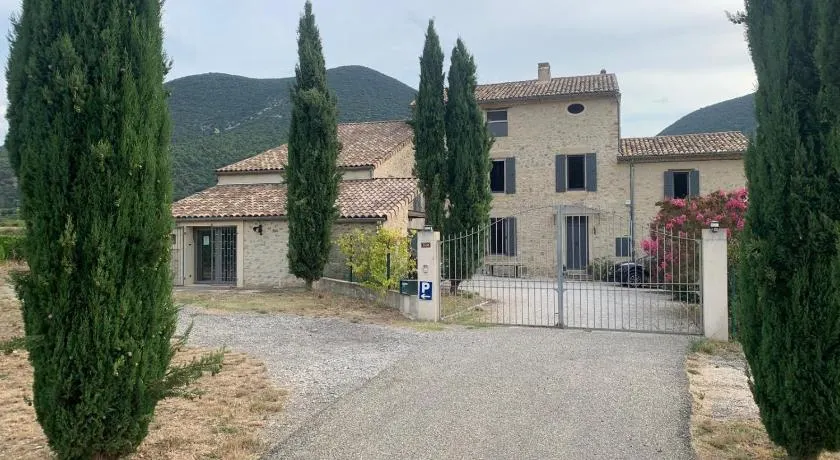 Maison d'hôtes la Doma Venterol chambres & SPA - Image 1