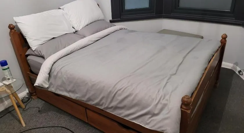 Arsenal and Tottenham Double Bedroom - Image 1