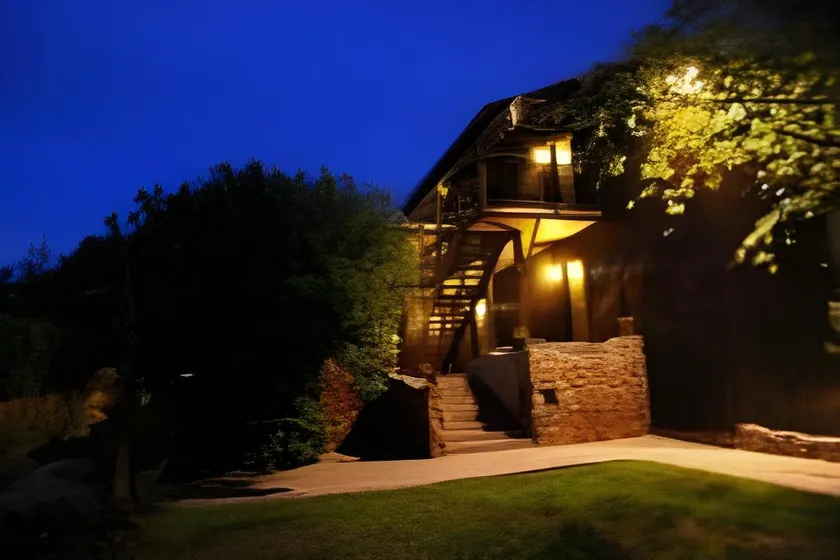 Arciau Juros - Image 1