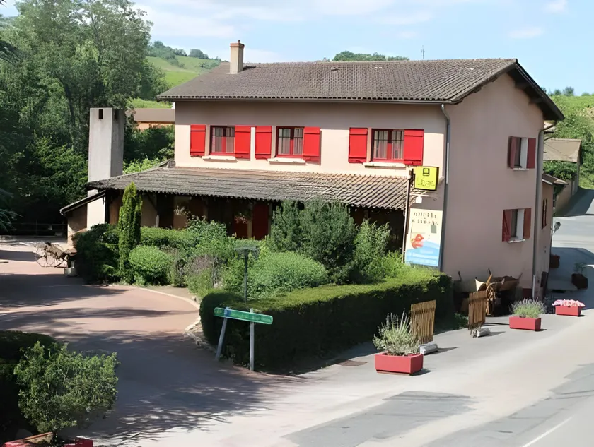 Le Moulin de Saint Vérand - Image 1