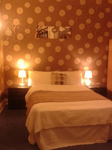 Amber Guest House - Image 1