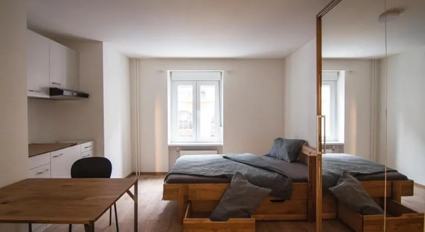 City Center Zurich Downtown Apartments next to Zurich HB Main Train Station NEU - Self Checkin - Image 1