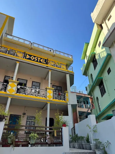 Dostel Homestay - Image 1