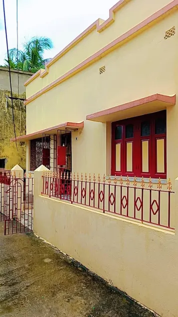 Roy's Villa - Image 1