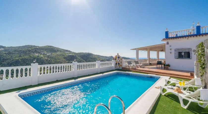 Villa Lucía de Torrox by Ruralidays - Image 1
