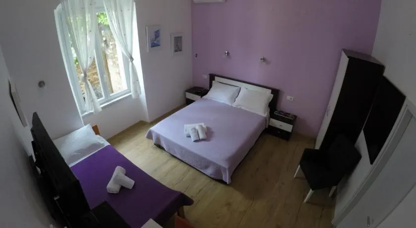 Rooms Gero - Image 1