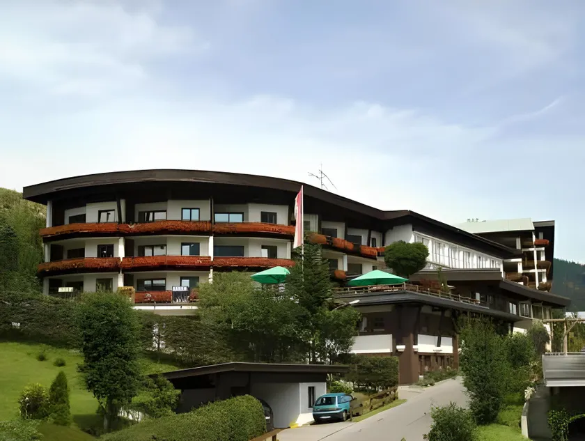 Hotel Erlebach 4-Sterne-Superior - Image 1