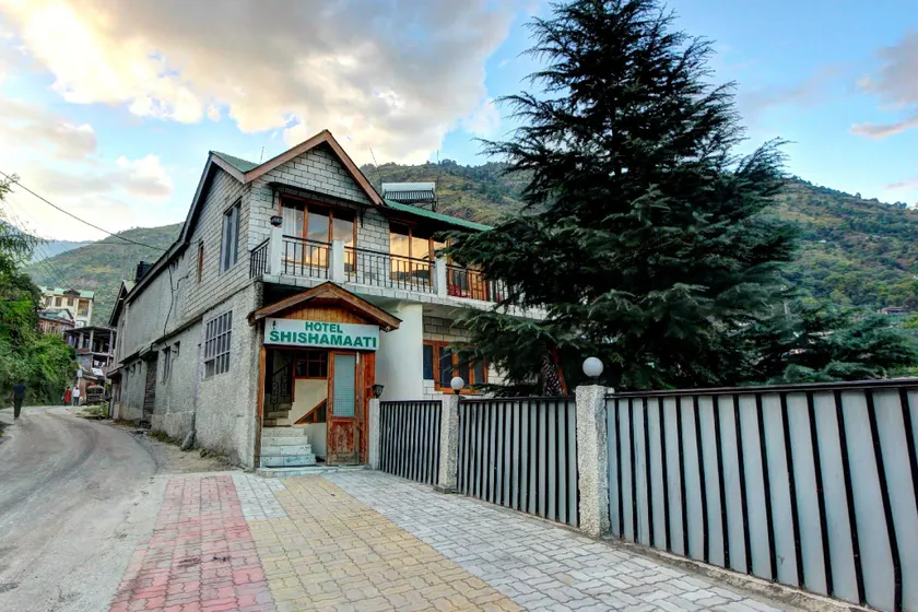 Hotel O Shishamaati - Image 1