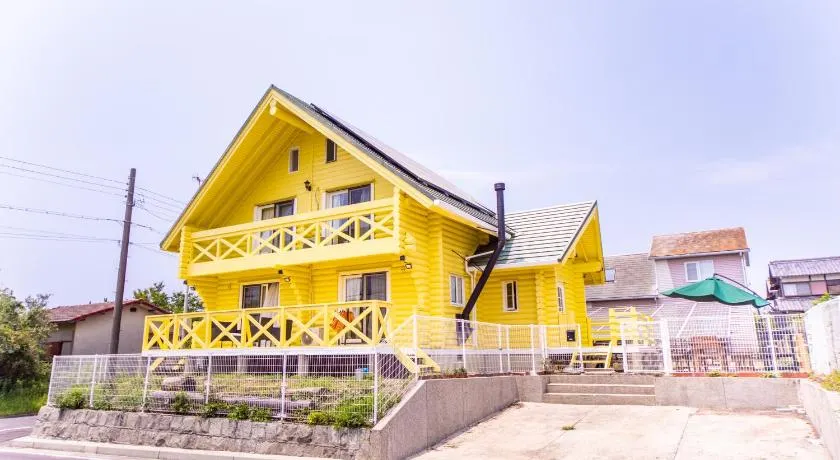 Awaji Large Log house in Goshiki 2 - Image 1