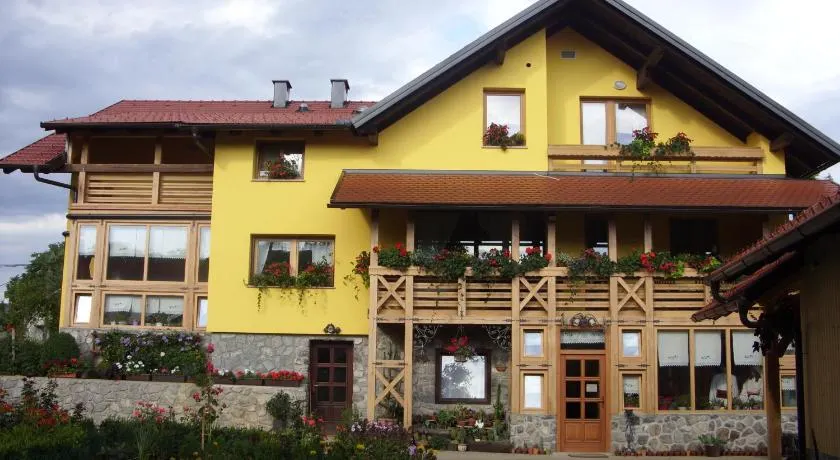 Tourist Farm Ob izviru Krupe - Image 1
