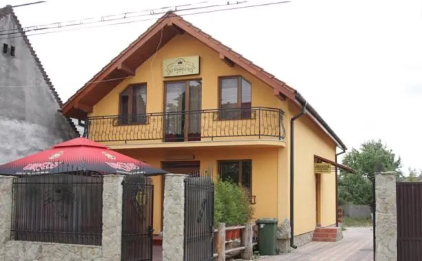 Vila Korona - Image 1