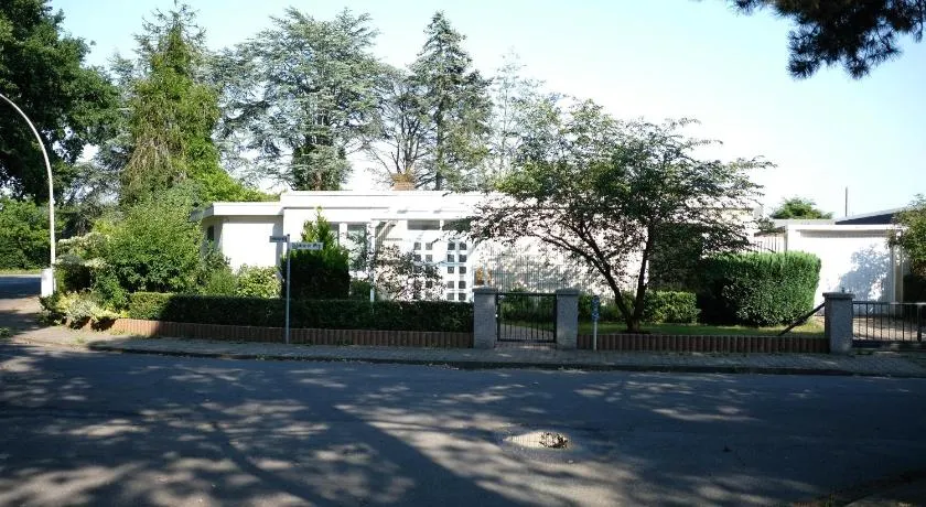 Ruhiges Haus mit privatem Garten - Image 1