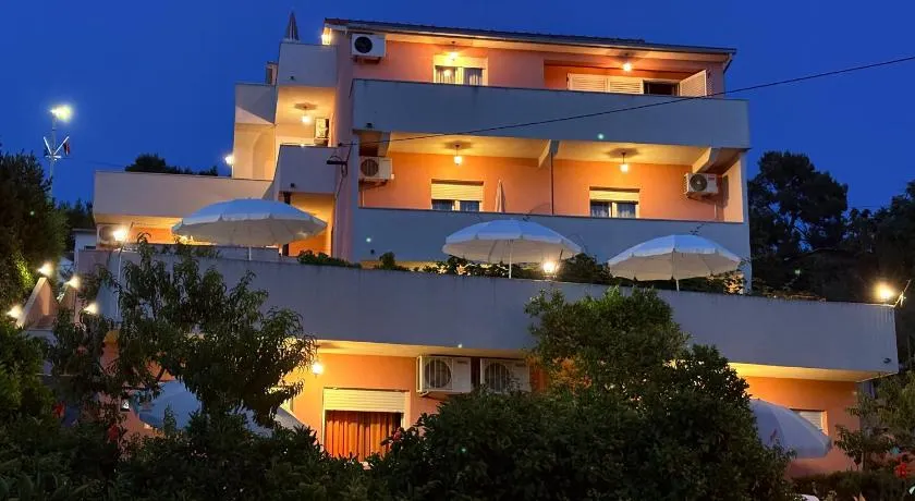 Villa Luketa - Image 1