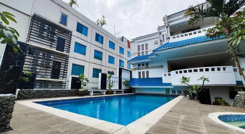 1O1 URBAN Jakarta Thamrin - Image 1