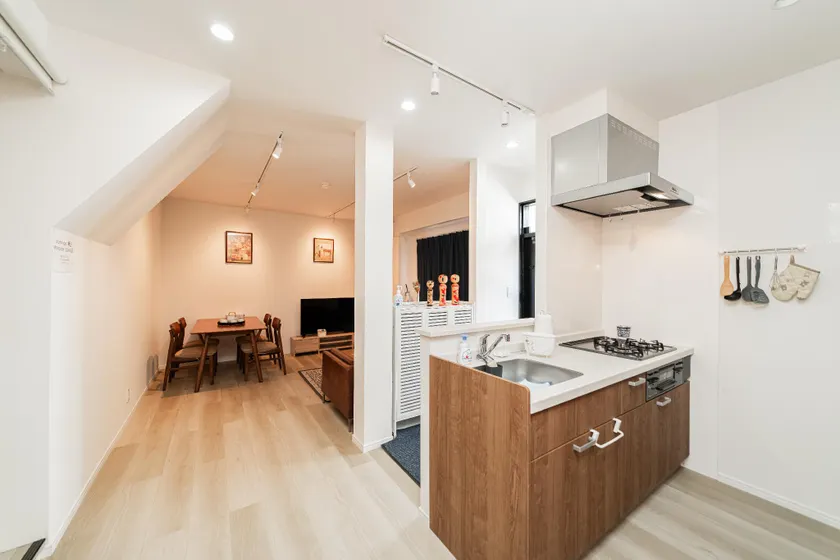 3BR,2BA,2WC with kitchen and living,7min to skytree subway,Max12P - Image 1