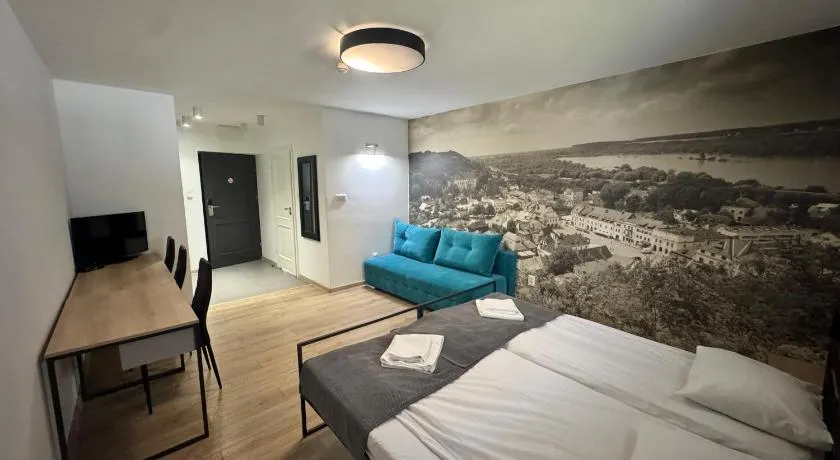 Hotel Żuraw w Starym Spichlerzu - Image 1