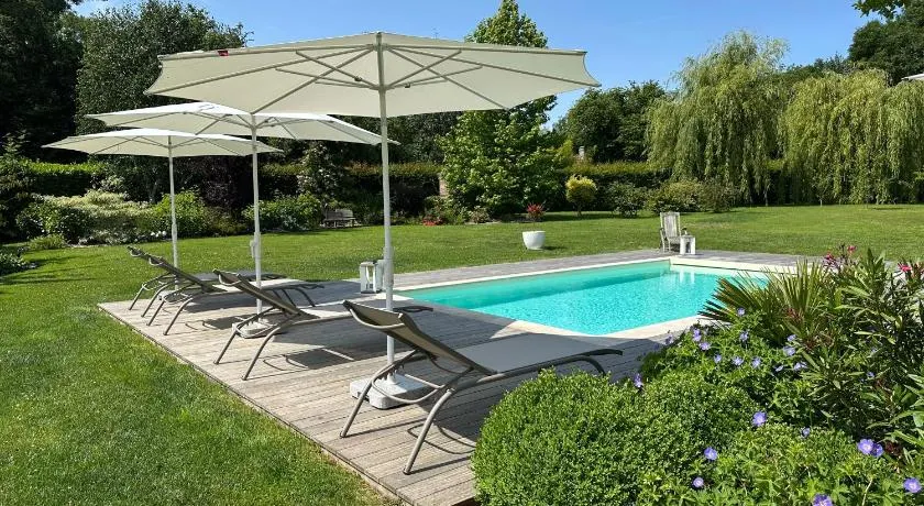 Au Milieu des Haras - Image 1