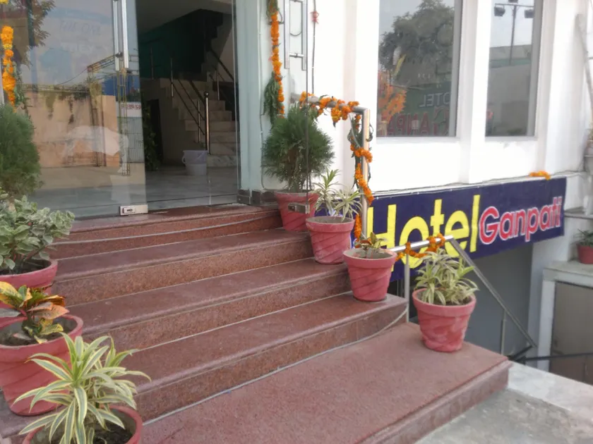 Hotel Ganpati Agra - Image 1