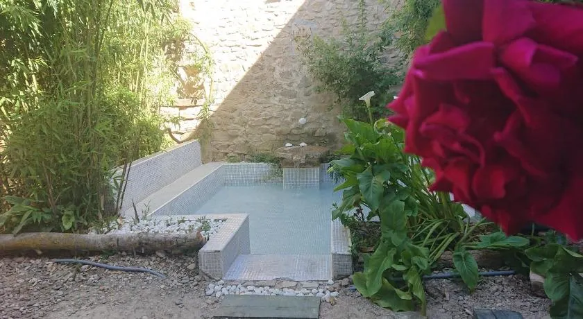 Albergue Sansol - El oasis del camino francés - Exclusivo para peregrinos - Image 1