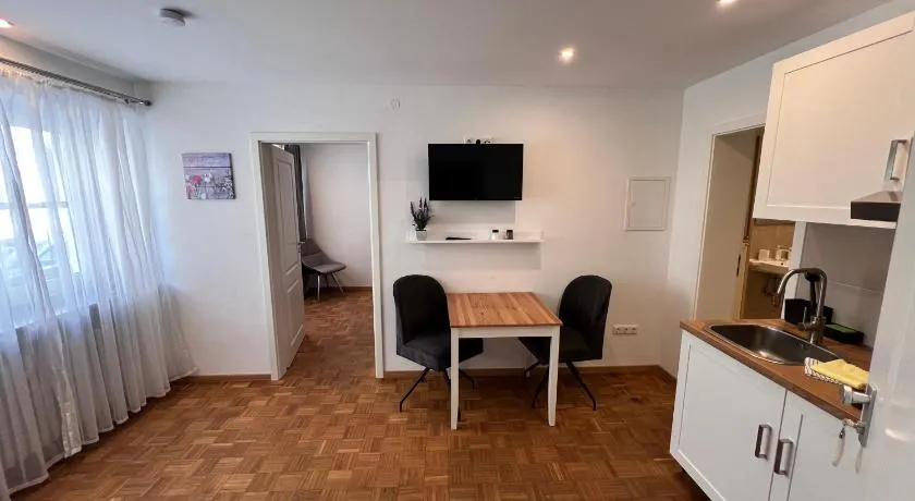 Ferienwohnung Scheuring Flügel EG - Image 1