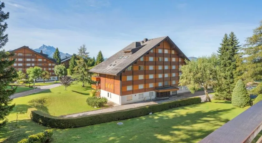 Central studio in Villars sur Ollon, Emeraude, for 3 only 100m to Bretaye ski train - Image 1