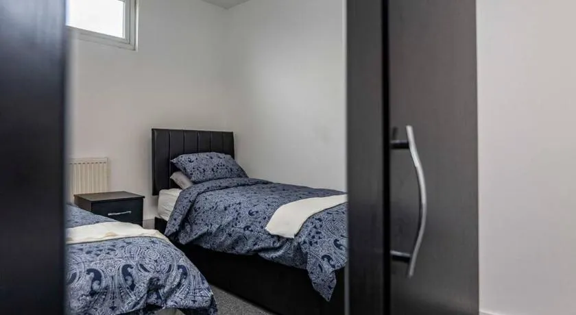 Bright and Spacious Apartments - Image 1