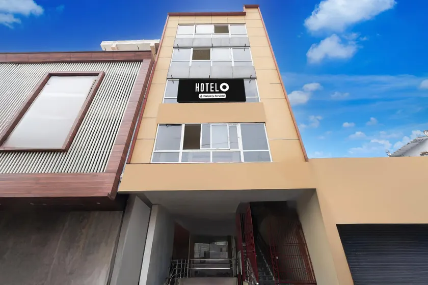 Super OYO Hotel O Machilipatnam - Image 1