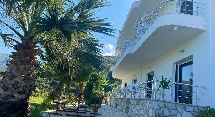 Hotel Mesun Himare - Image 1