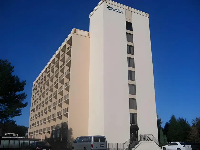 Garden Plaza Hotel - Image 1