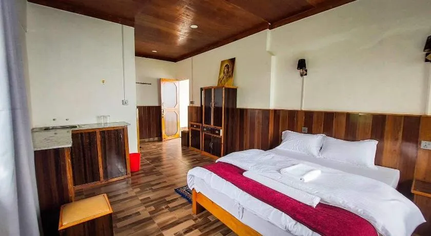 Panoramic View Guest House Sarangkot - Image 1